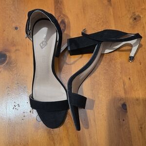 Madden Girl Beella Black Block Heeled Sandal Open Toe Ankle Strap Size 8